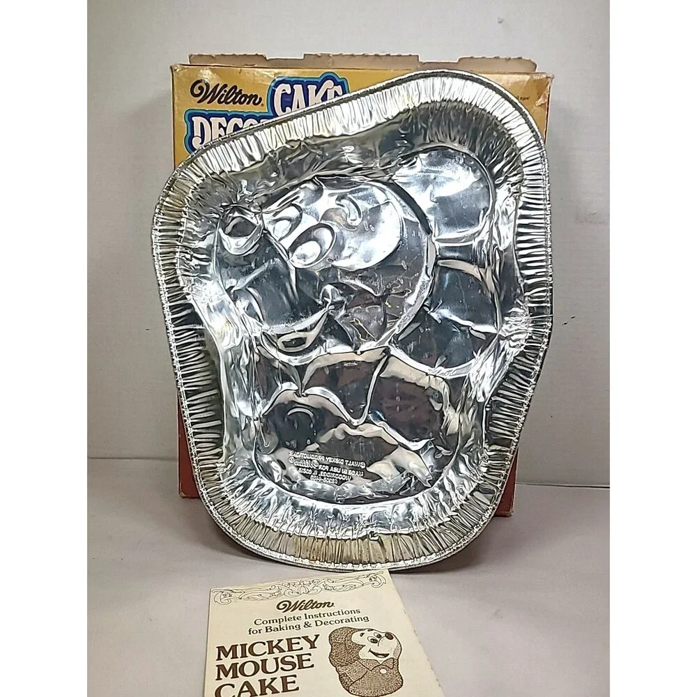 Walt Disney's Mickey Mouse Wilton Cake Decorating Kit Cake Pan Only